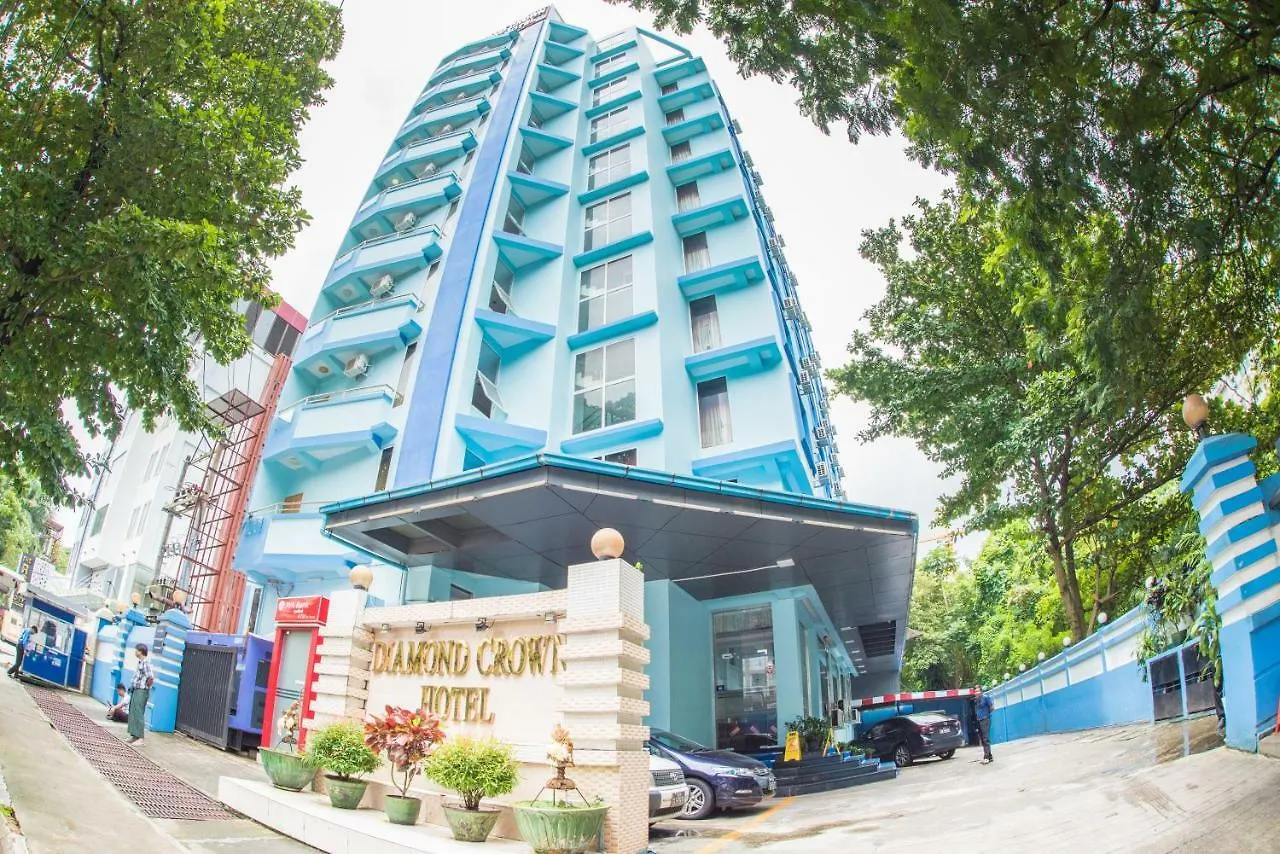 Diamond Crown Hotel Gyogon 3*,