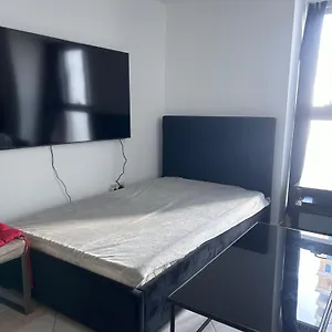 Hostel Princess Towers Marina